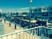 White Caps Motel Hotels in North Wildwood