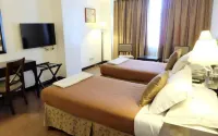 Hotel Supreme Convention Plaza Hotels in La Trinidad
