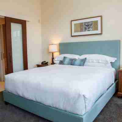 The Fairmont Heritage Place Ghirardelli Square Rooms