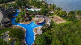 Amatique Bay Hotel