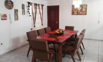 Lia Ajijic - Lakeside B&B - Housity