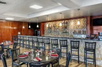 Best Western Plus Lake Front Hotel