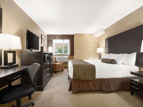 Days Inn by Wyndham Calgary Northwest