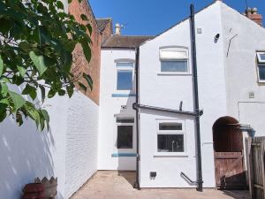 New 2Bd Victorian Terraced House Loughborough