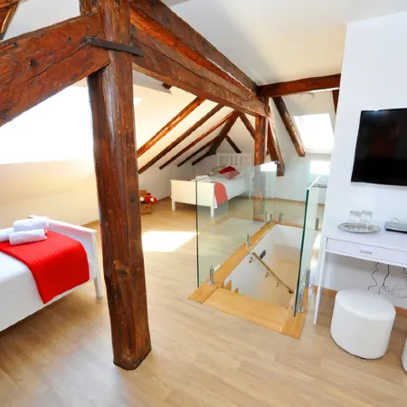 Luxury Rooms Nirvana