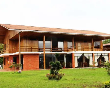 Hosteria Farallon Hoteles en Macas