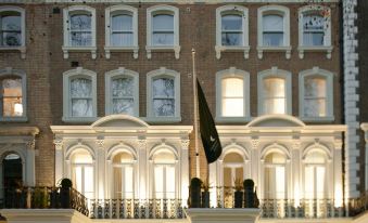 Claverley Court Apartments Knightsbridge