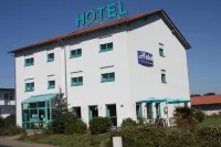 Hotel am Wiesenweg l 24h Check-IN