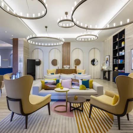voco DOHA WEST BAY SUITES by IHG Отели рядом с достопримечательностью «Университет Катара»