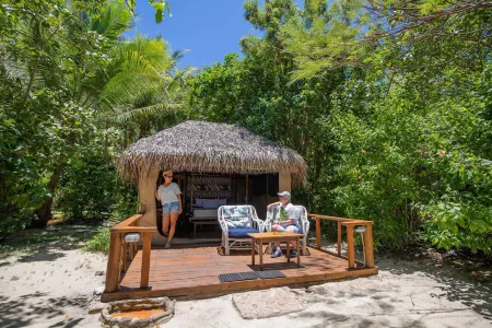 Barefoot Manta Island Resort