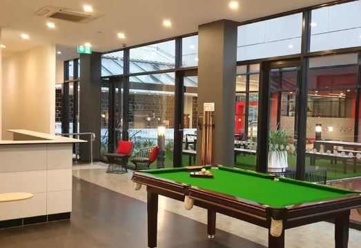 3. 에센스 호텔 칼..