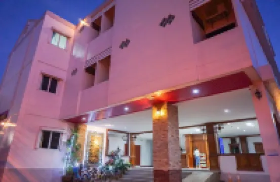 達哈仁努特爾酒店 鄰近Saint Anna Nong Saeng Catholic Church的酒店