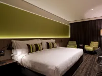 The Glen Hotel and Suites Hotels in Loganholme