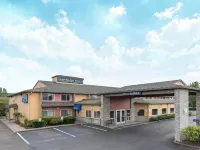 Travelodge Suites by Wyndham Newberg Hotels in Newberg