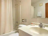 Super 8 by Wyndham Hammond/North Hotels in East Chicago