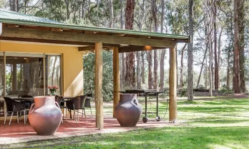 The Grove Distillery & Brewery