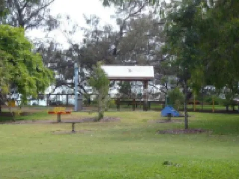 Beachside Holiday Units Hotels in Bowen