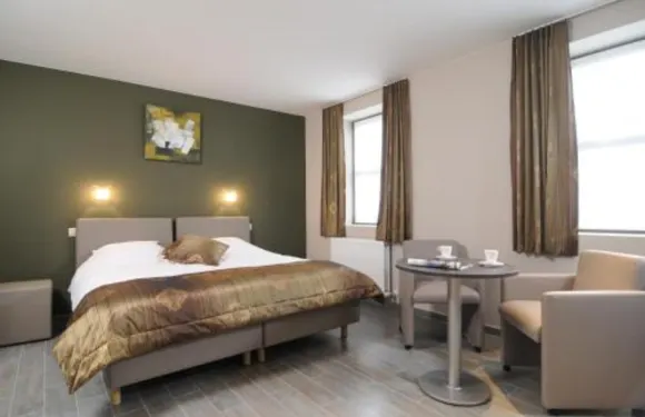 蓋斯特恩豪弗特爾羅米貝克酒店