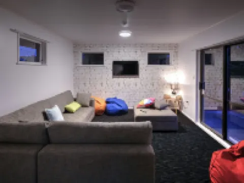 Haka House Taupo Hotels in Taupo