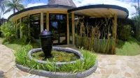Coconuts Beach Club Resort and Spa - spa