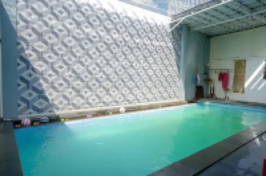 RedDoorz Syariah near Pasar Godong Grobogan Hotel di Godong