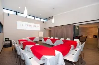 The Hub Urban Hotel - 3-Star
