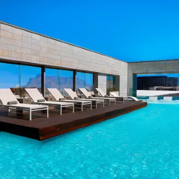 Cape Town Marriott Hotel Crystal Towers Hotels near Ratanga Junction