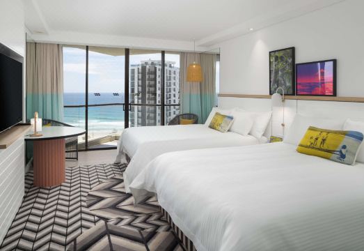 QT 골드 코스트 조식당 분위기