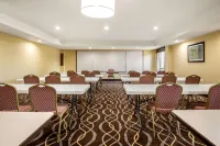AmericInn by Wyndham Grand Rapids Airport North Hotels in Cascade