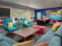 Tru by Hilton Miami West Brickell Hotels near MiamiCentral