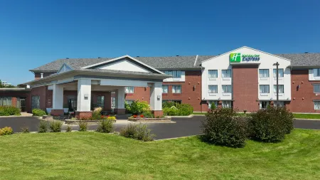 Holiday Inn Express Quebec Sainte-Foy Отели рядом с Аэропорт Квебек