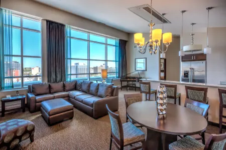 Holiday Inn Saskatoon Downtown