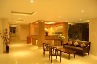 Hotel Sky Lite