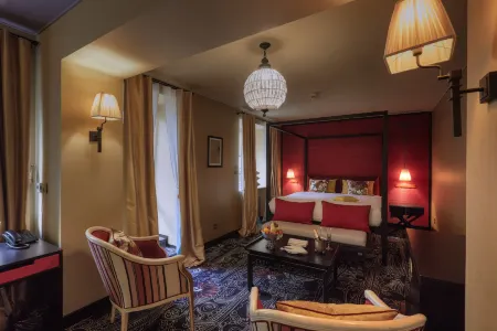 Vozdvyzhensky Boutique Hotel Отели рядом с достопримечательностью «Михайловский Златоверхий монастырь»