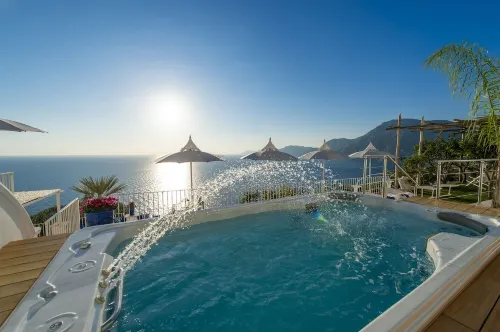 MyExclusiveItaly - Exclusive Villa in Praiano with Pool & View