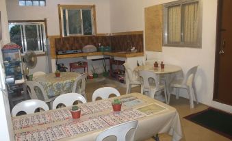 Maraño's Hometel - Housity