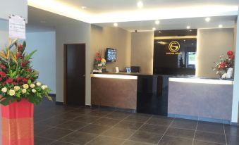 Golden Court Hotel - Tun Abdul Razak