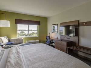 Holiday Inn Express Fort Walton Beach Central