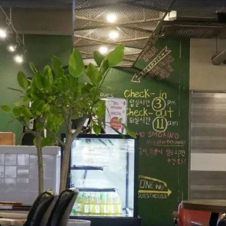 One Way Guesthouse Busan
