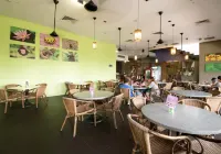 Siloso Beach Resort - Sentosa - breakfast