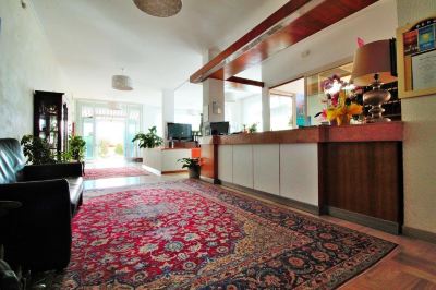 Front Desk Dei Photo