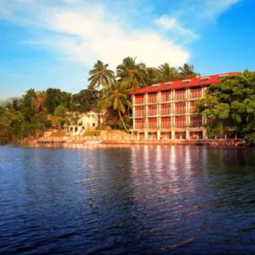 Mahaweli Reach Hotel