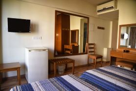 Elysso Hotel
