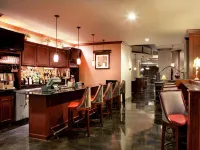 Cumberland House Knoxville Tapestry Collection by Hilton - Barer