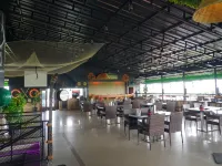 Cochin Seaport Hotel Hotels near بولغاتي