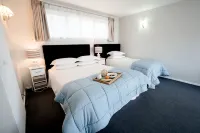 Coachman Motel