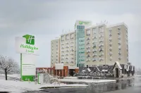 Holiday Inn & Suites 倫敦 West London Alliance Church附近的飯店