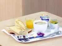프르미에 클라세 낭트 에 - 생 세바스티앙 쉬르 루아르 - 조식 운영