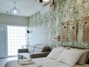 Smiling Places - Guest House in Labruge