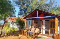 Peace Garden Beach Resort Hotels near Agonda Backwater Kayaking